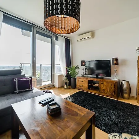 Comfy On The 20th Floor & Free Parking Apartment *