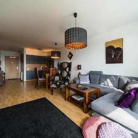 Apartment Comfy On The 20th Floor & Free Parking