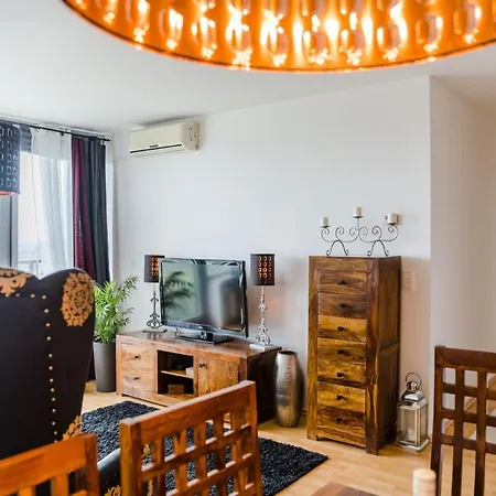 Apartment Comfy On The 20th Floor & Free Parking Pressburg