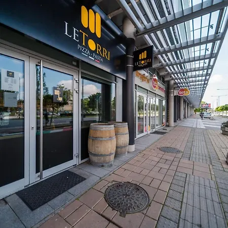 Apartment Comfy On The 20th Floor & Free Parking