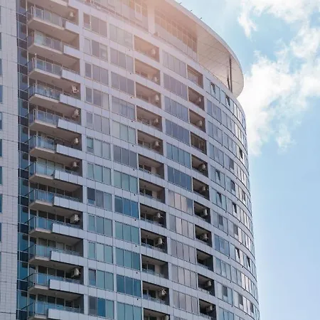 Apartment Comfy On The 20th Floor & Free Parking Pressburg